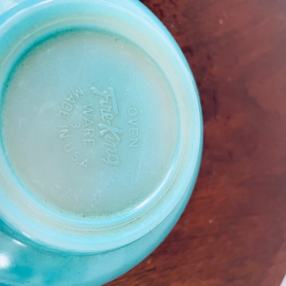 Small Vintage Fire King turquoise bowl, 5 in Fire king Mixing bowl, Vintage Bowl - Picture 4 of 4